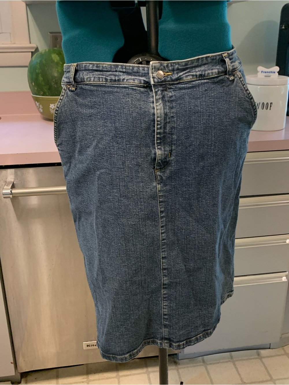 Villager Sport by Liz Claiborne Casual Stretch Waist Modest Denim Skirt